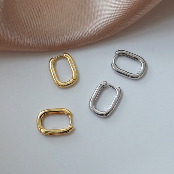 U-shaped circle mini earrings